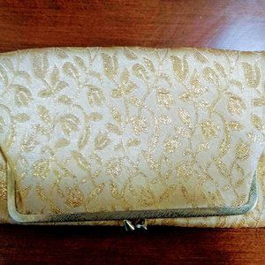 VTG Foldover Kisslock Frame Clutch Gold Brocade